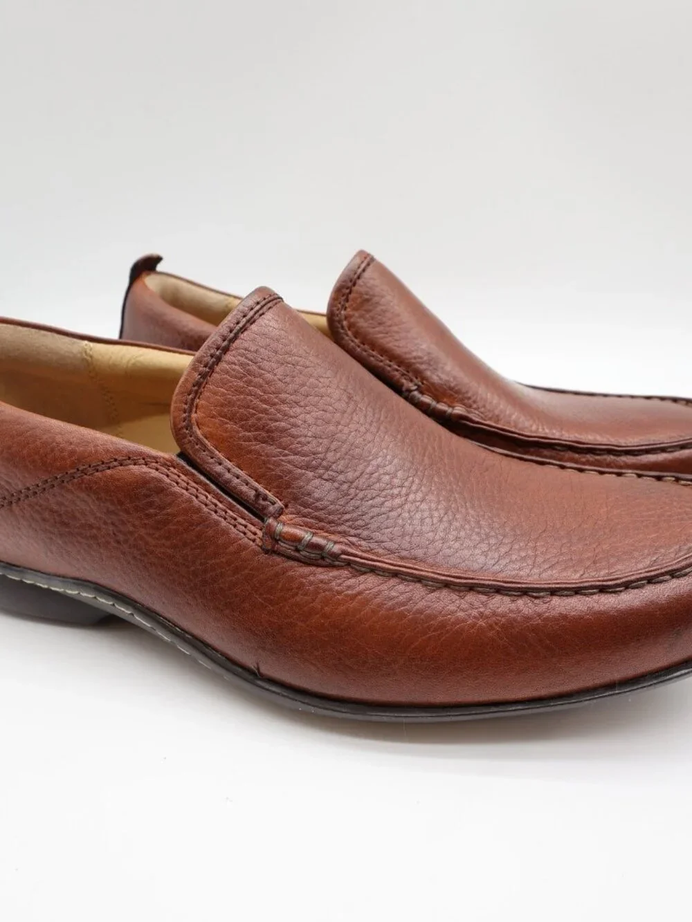Hush Puppies GT Loafers Mens 9W Red Brown Leather Slip On Bounce H12466